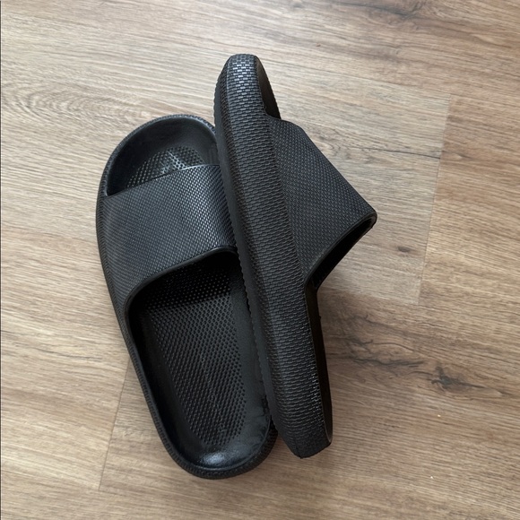 Slides - Picture 2 of 3